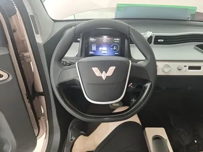 Wuling MINIEV