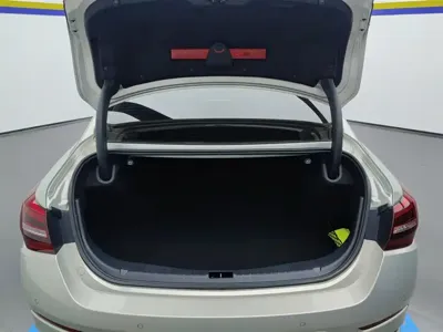 Hongqi Hongqi H5