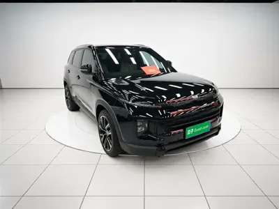 Geely ICON