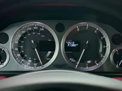 Aston Martin DB9