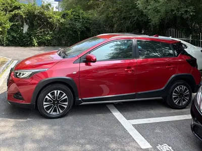 Toyota Yaris L