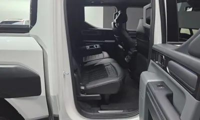 Kia Tasman