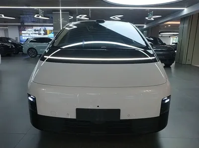 Li Auto MEGA