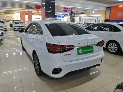 Roewe i5