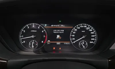Genesis EQ900