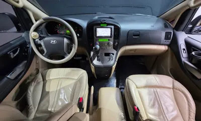 Hyundai Starex