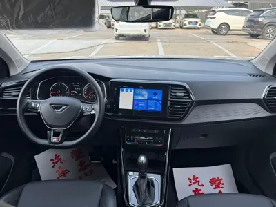 Jetta VS7