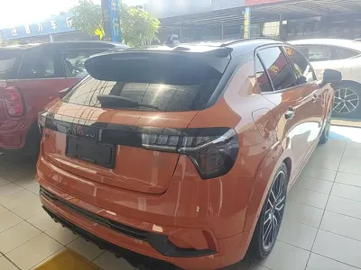 Lynk & Co 02 Hatchback