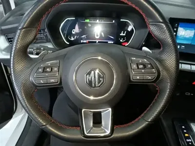 MG MG5