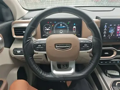 Geely ICON
