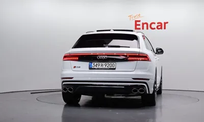 Audi SQ8