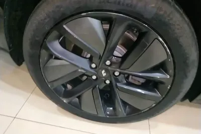 Li Auto L9