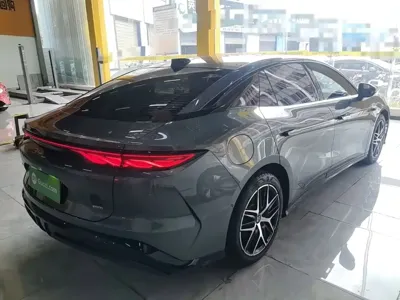 BYD 汉L
