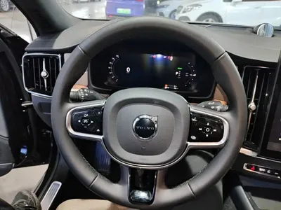 Volvo S90 PHEV