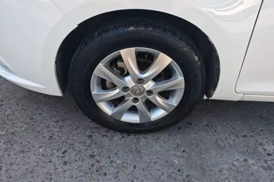 Dongfeng Aeolus A30