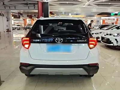 Toyota Yaris L