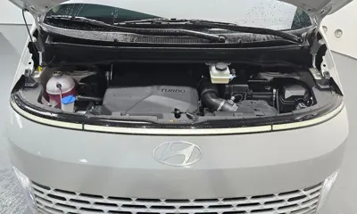 Hyundai Staria