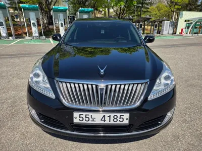 Hyundai Equus
