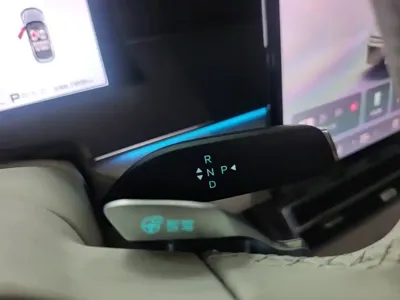 BYD 汉L