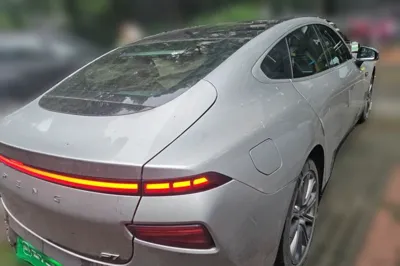 Xpeng P7