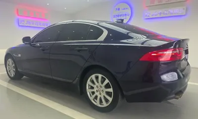 Jaguar XE