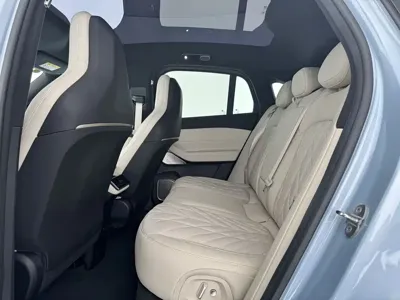 Nio EC6