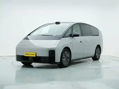 Li Auto Li MEGA