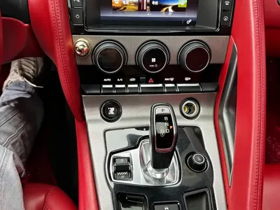 Jaguar F-Type