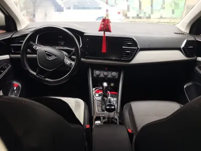 Jetta VS5