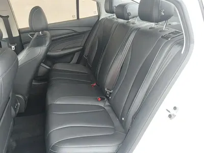 Roewe i5