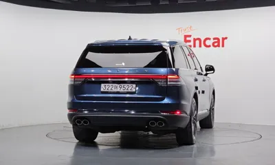 Lincoln Aviator