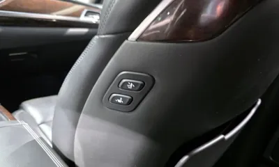 Genesis EQ900