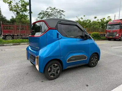 Baojun E200