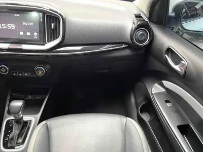 Kia KX1