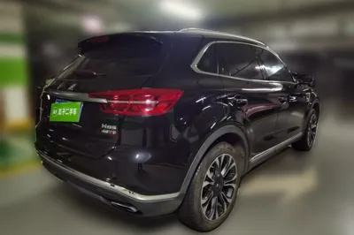 Hongqi HS5