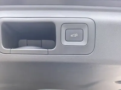 GAC Motor 传祺E8 PHEV