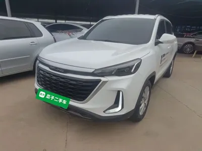 BAIC X3