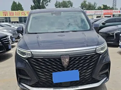Roewe iMAX8