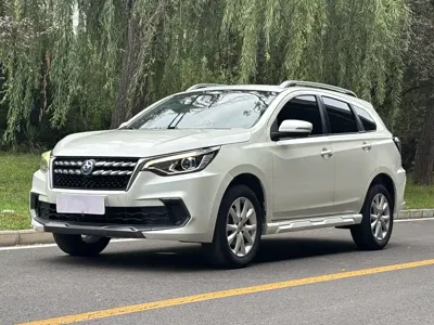 Venucia T70