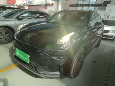 Lynk & Co 01