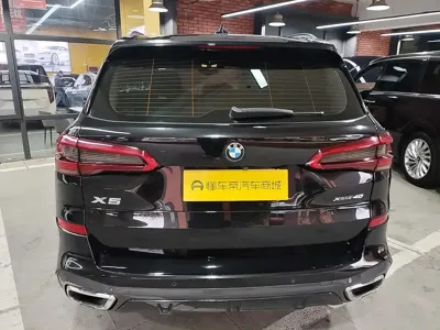 BMW X5 (Import)