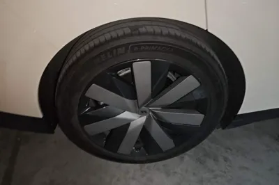 Li Auto Li Auto i6