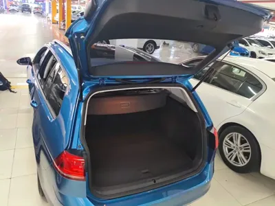 Volkswagen Golf (Import)