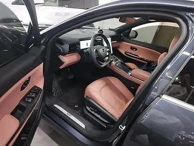Nio EC6