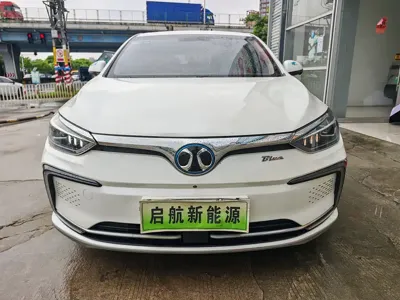 BAIC EU5