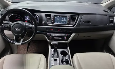 Kia Canival