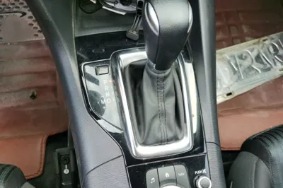Mazda Mazda 3 Axela