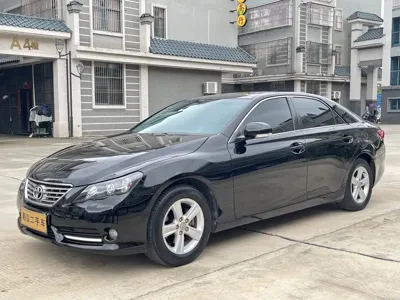 Toyota Reiz