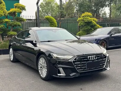 Audi A7L