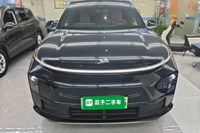 Li Auto L6